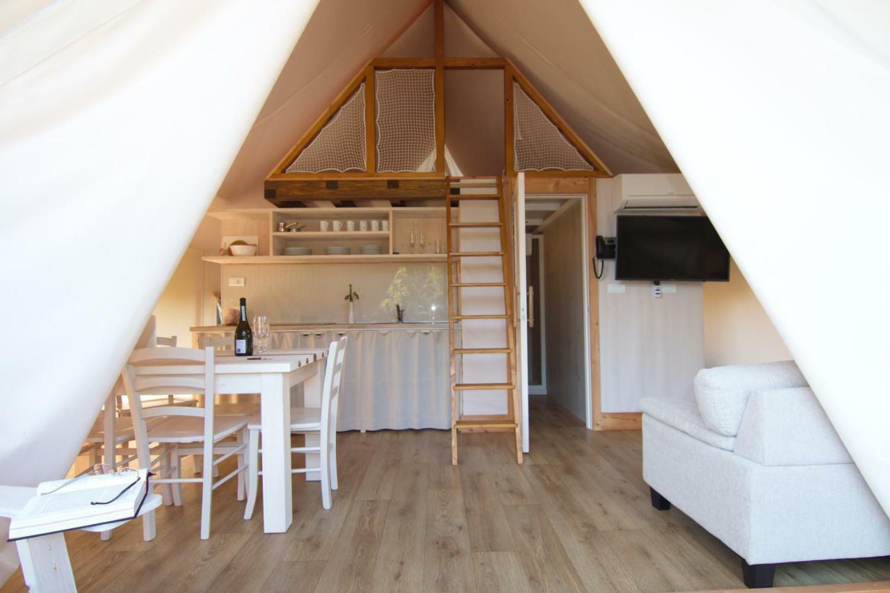Glamping Sun Valley Bioterme Mala Nedelja Eksteriør billede