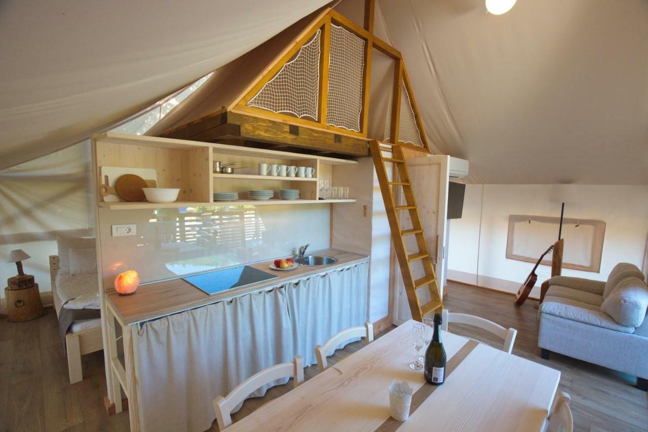 Glamping Sun Valley Bioterme Mala Nedelja Eksteriør billede
